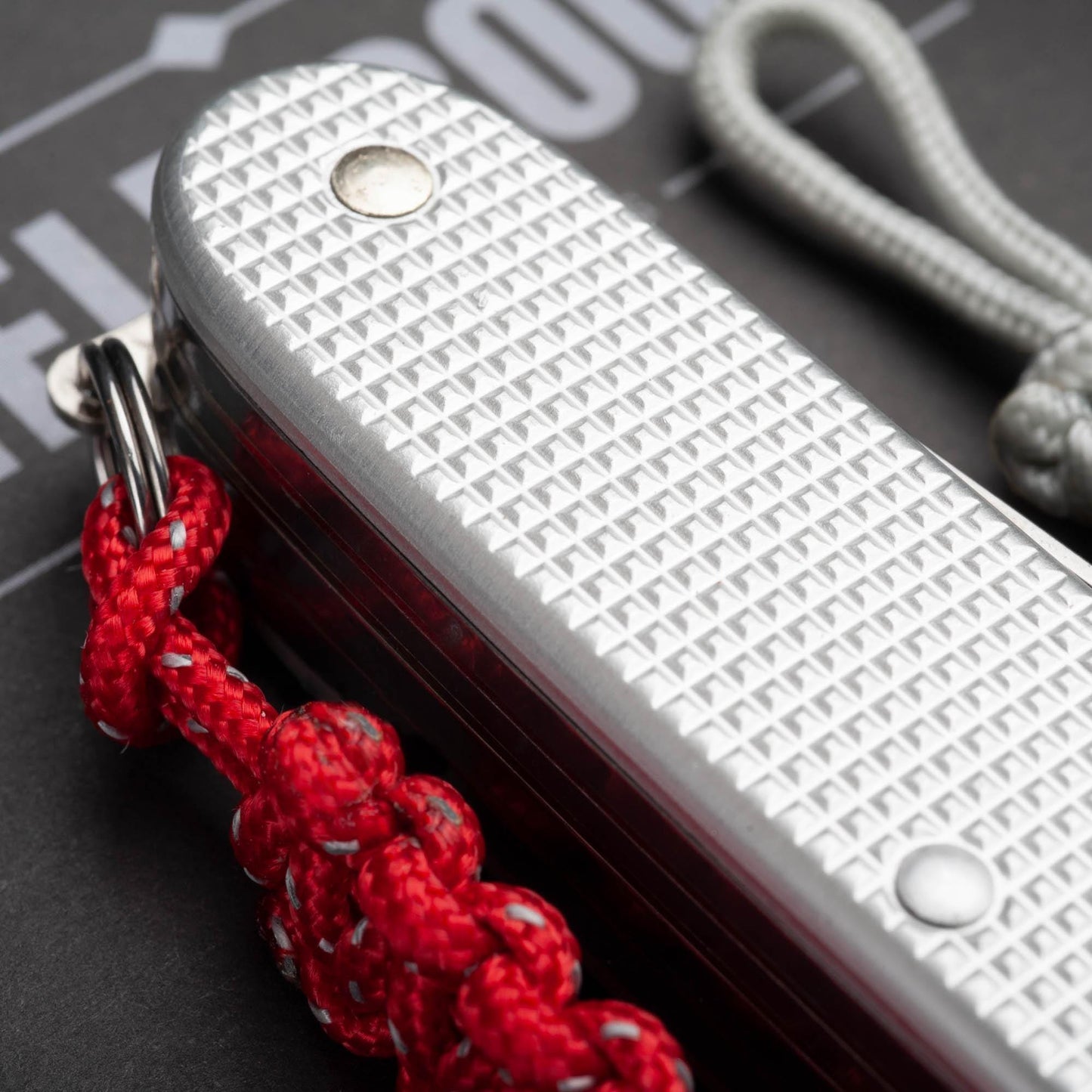 275 Paracord Multi-Tool Knife Lanyard | Choose From 36 Colors