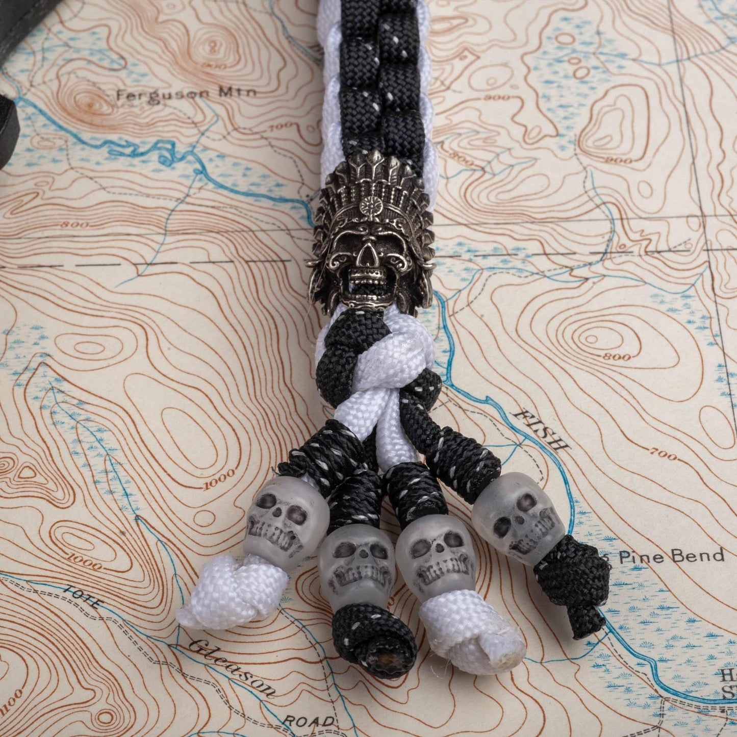 Glow In The Dark Night Stalker Indian Chief Paracord Knife Lanyard