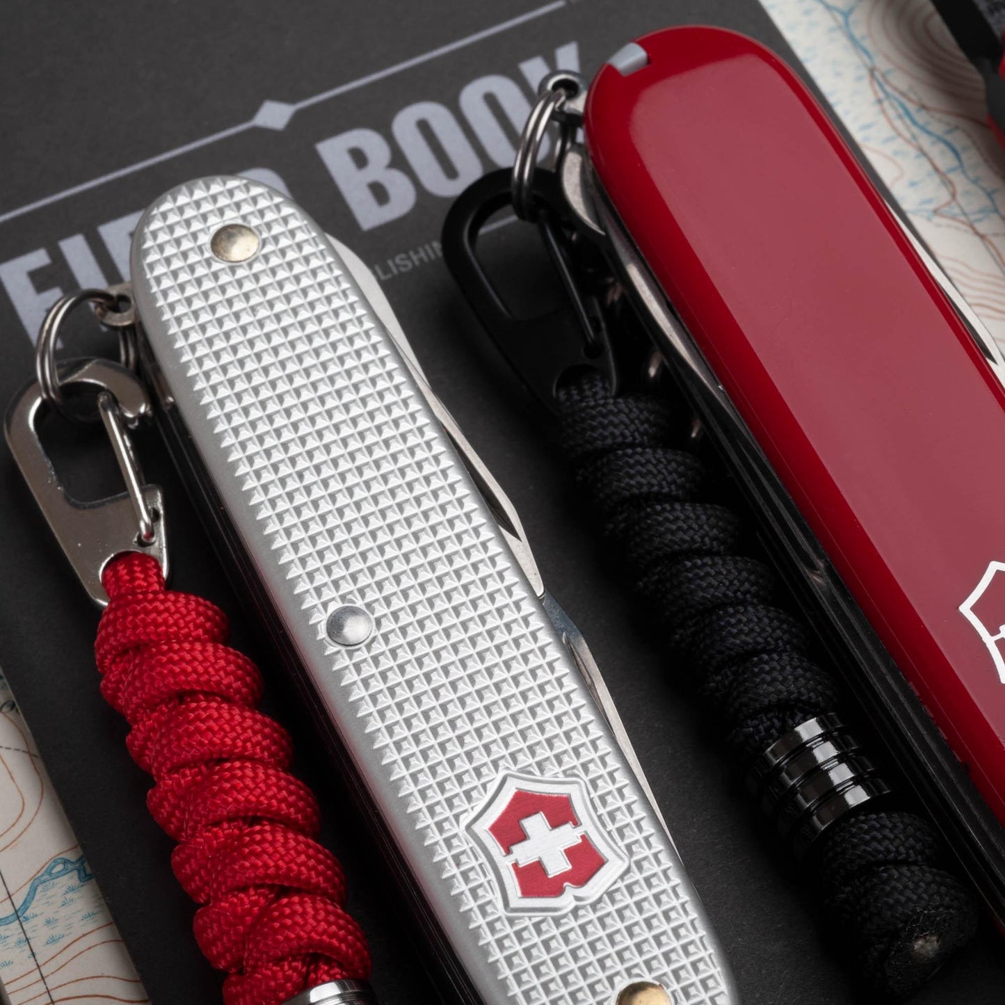 Snap Clasp Multi-Tool 550 Paracord Knife Lanyard With Black or Silver Hardware