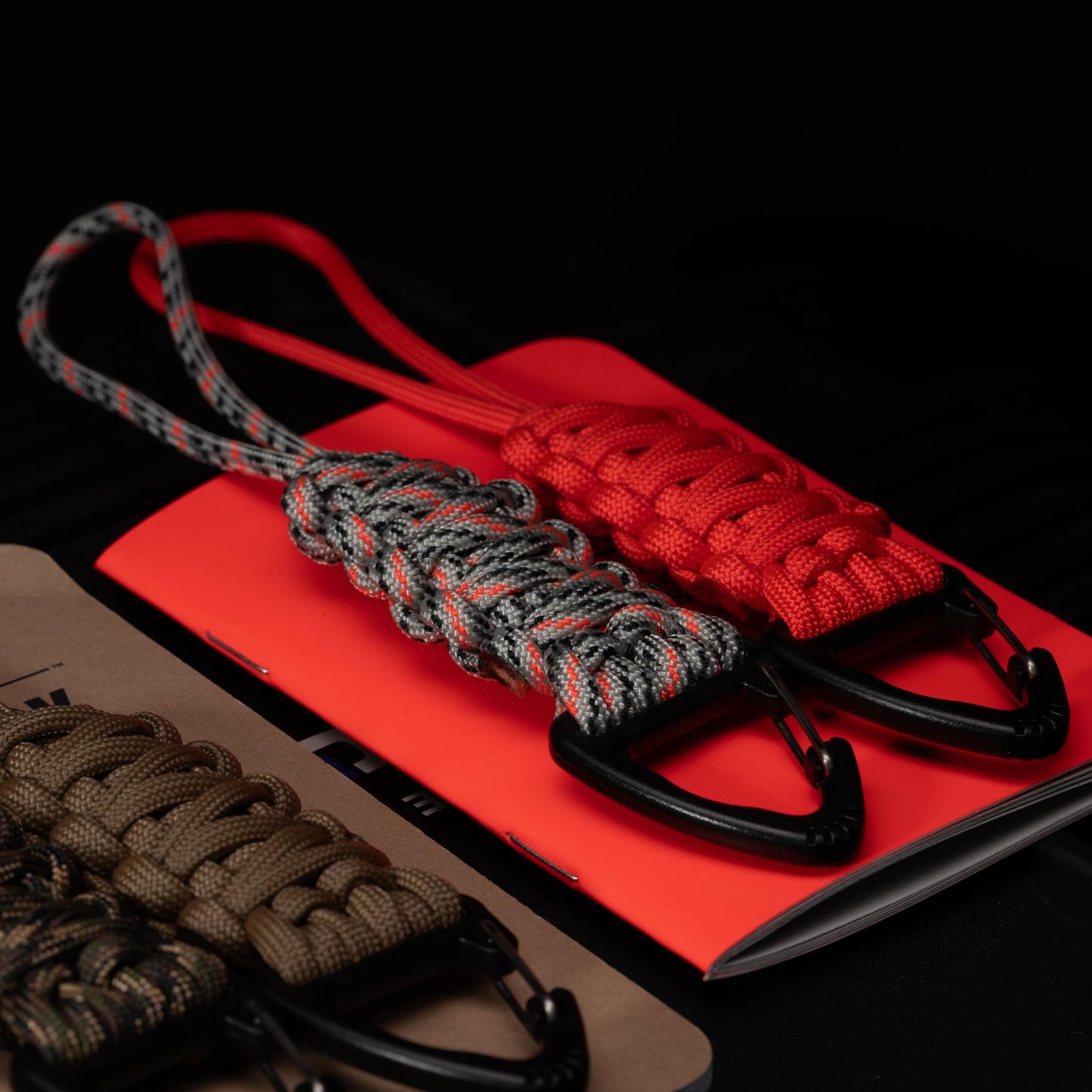Triangle Carabiner EDC Tactical Paracord Lanyard | Keychain | Zipper Pull
