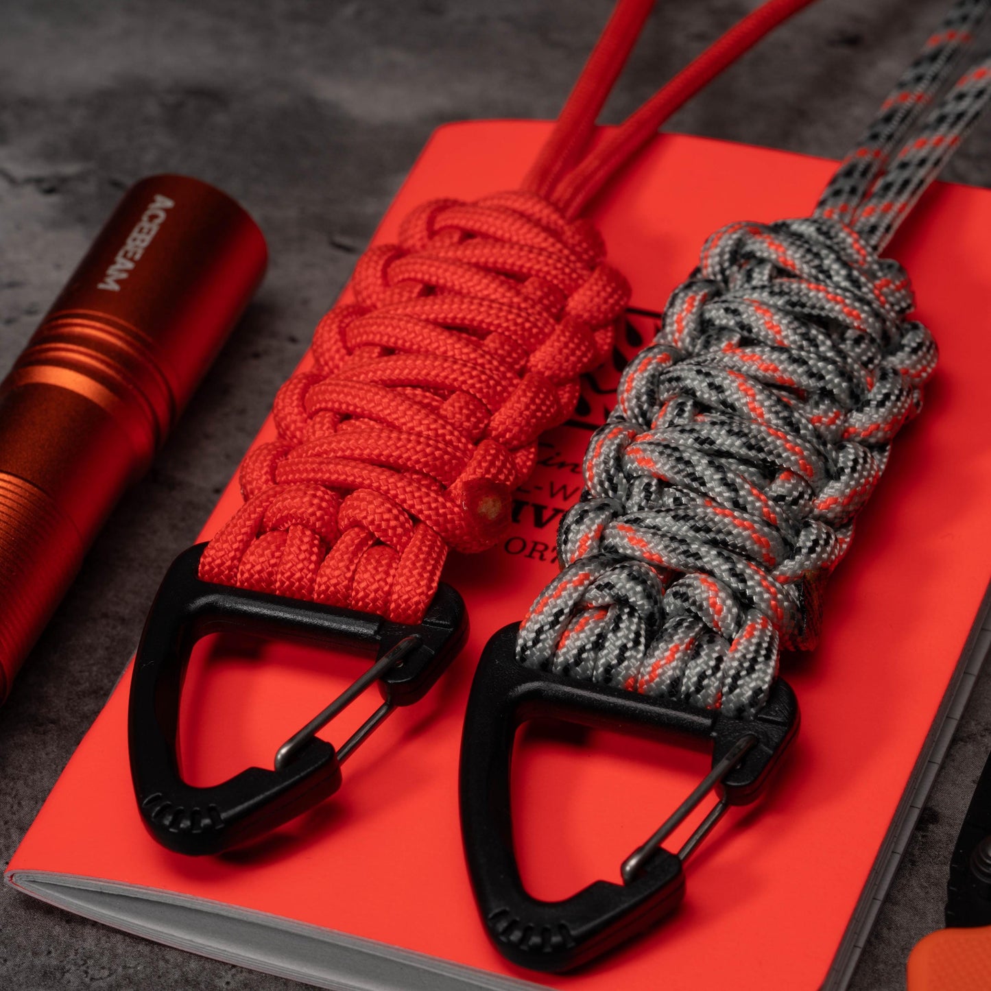 Triangle Carabiner EDC Tactical Paracord Lanyard | Keychain | Zipper Pull