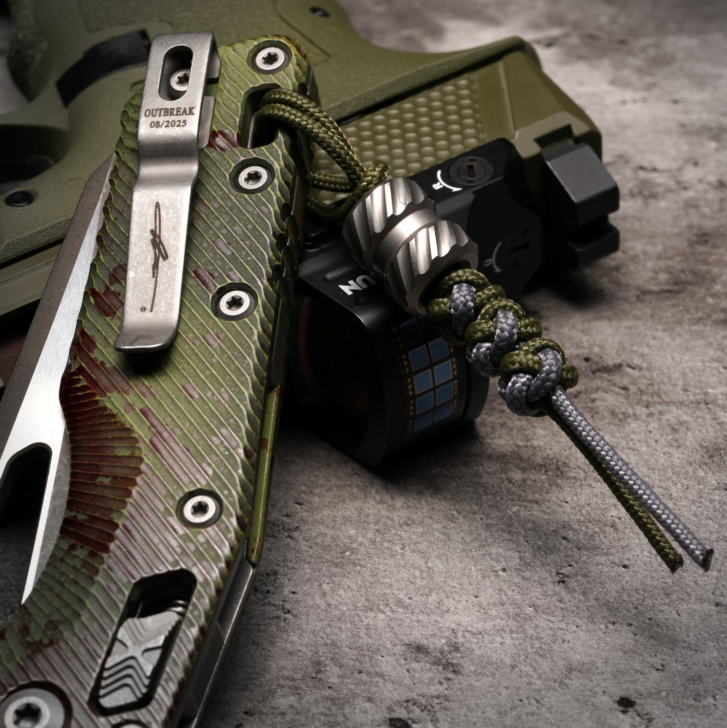 Two-Tone 275 Paracord Knife Lanyard | Stonewashed Titanium Bead