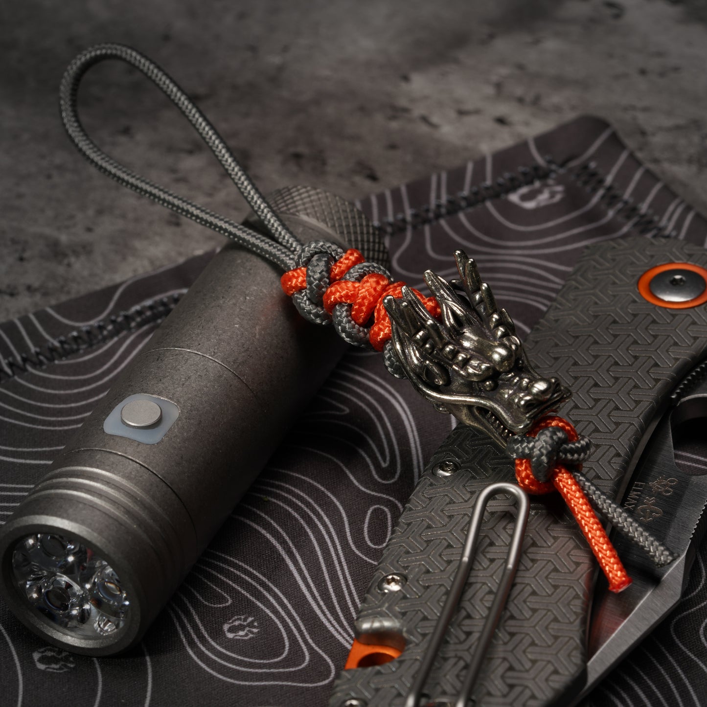 Two-Tone 275 Paracord Knife Lanyard | Dragon Bead