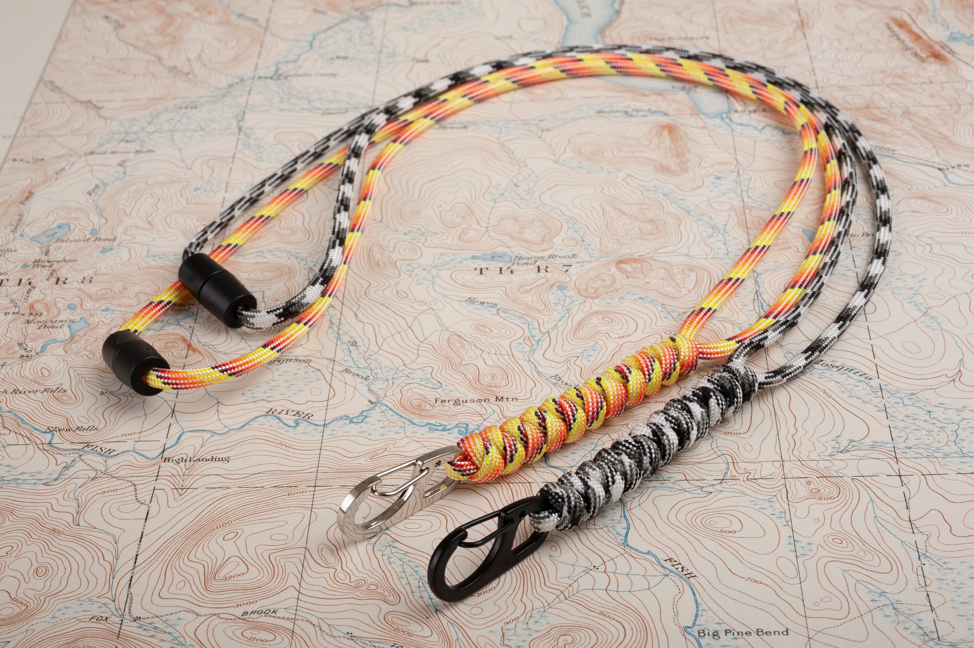 Minimal Paracord ID Lanyard with Breakaway Clasp and Metal Carabiner (Free Badge Holder Included) | Choose from 105 Colors Black